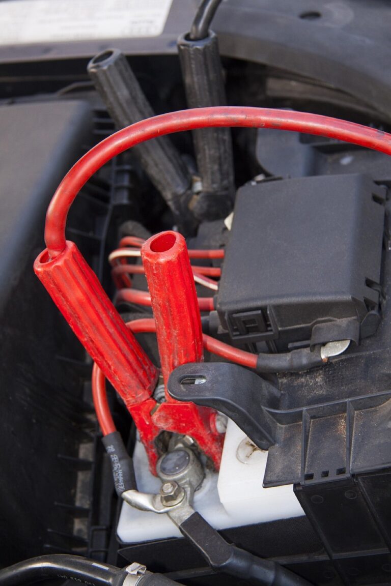 7 Ways to Handle RV Repairs When Far From Home That Save the Day
