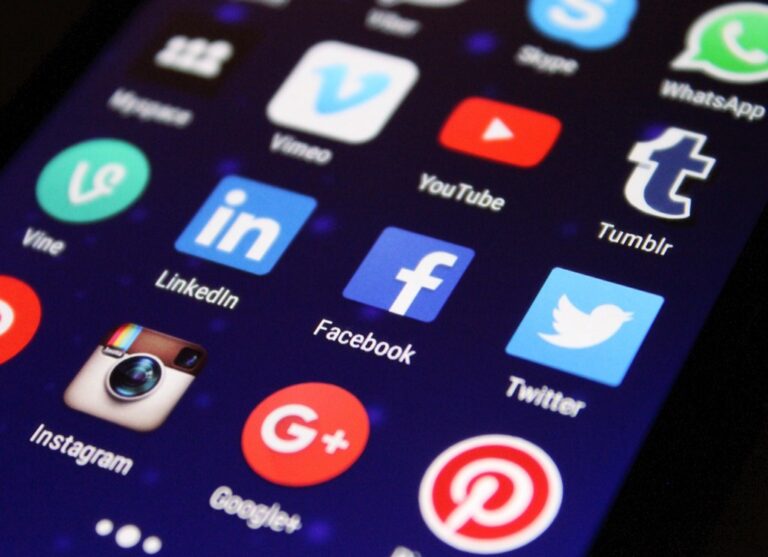 7 Ways to Find RV Park Deals on Social Media That Save Big