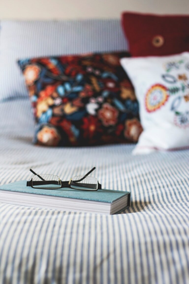 7 Textile Layering Tips for RV Climate Comfort That Cut Energy Costs