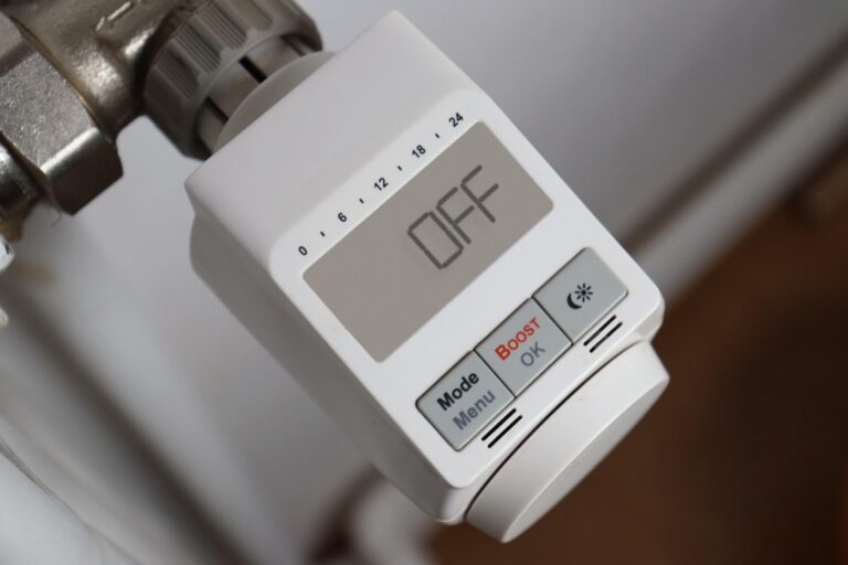 7 Best Energy Efficient Heating Solutions for Small Spaces That Cut Bills