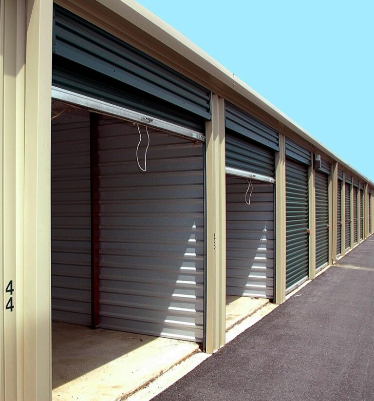 7 Ways to Hang Outdoor Equipment on Walls That Maximize Every Inch