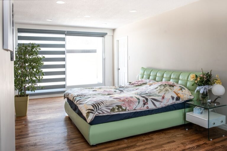 7 Window Treatments for Tech-Savvy Homes That Save Energy