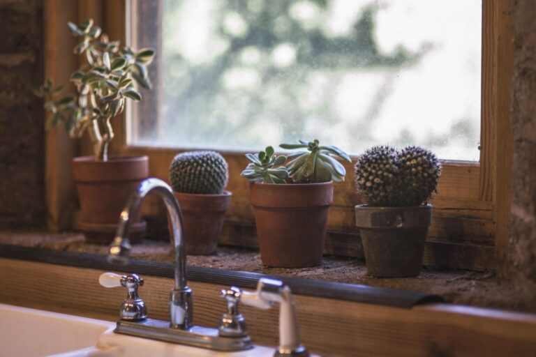 7 Space-Saving Dining Solutions for Compact Living That Maximize Every Inch