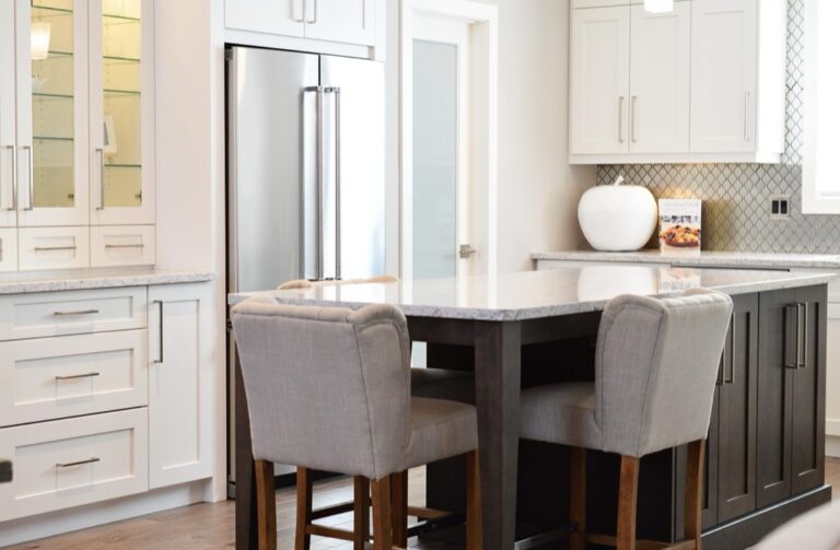7 Best Cabinet Color Choices for Small Spaces That Feel Surprisingly Spacious