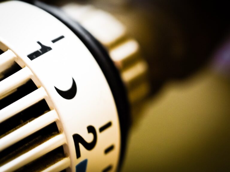 7 Factors for Evaluating Propane vs Electric Heat That Save Money