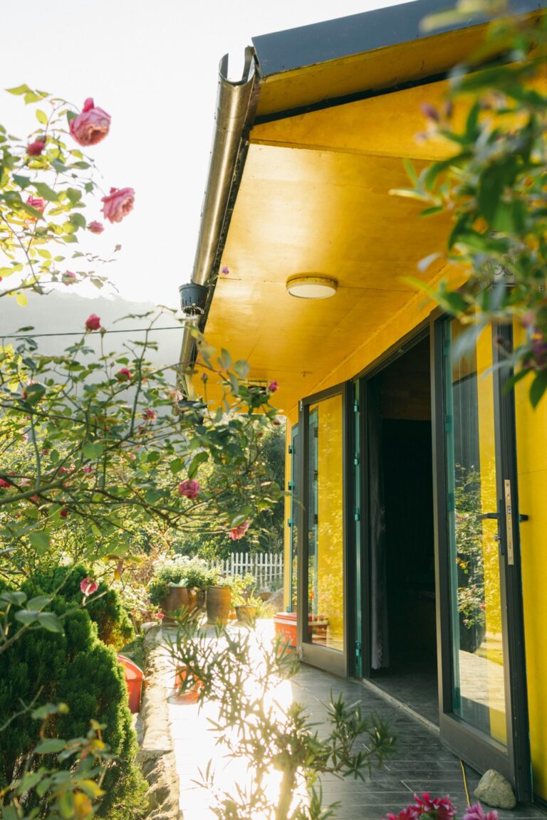 7 Ways to Balance Outdoor Living with Noise Considerations That Keep Peace