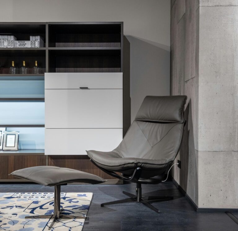 7 Best Multifunctional Furniture Ideas for Holiday Storage That Save Space