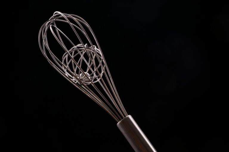 7 Best Space Efficient Baking Tools for Tiny Homes That Maximize Every Inch