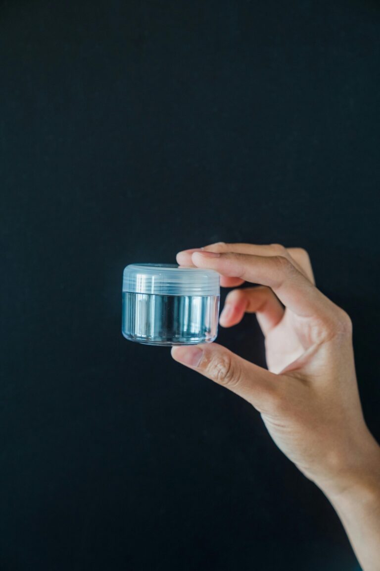 10 Travel-Friendly Storage Hacks for Tiny Spaces That Maximize Every Inch