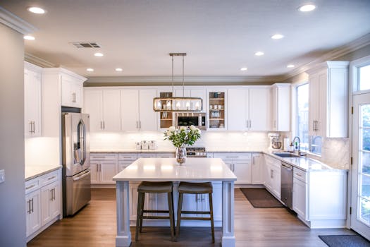 6 Best Cabinet Design Tips For Maximizing Space In Apartments To Declutter