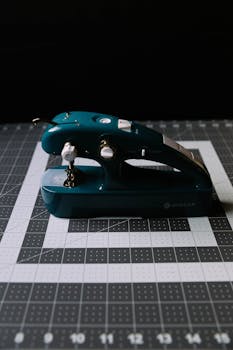 5 Best Compact Sewing Machines For Mobile Living Nomads Swear By