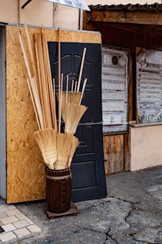 7 Best Soundproofing Door Sweeps For Mobile Homes That Serve Multiple Needs