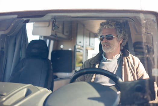 6 Best Mobile Glass Services For Urban RV Living Nomads Swear By